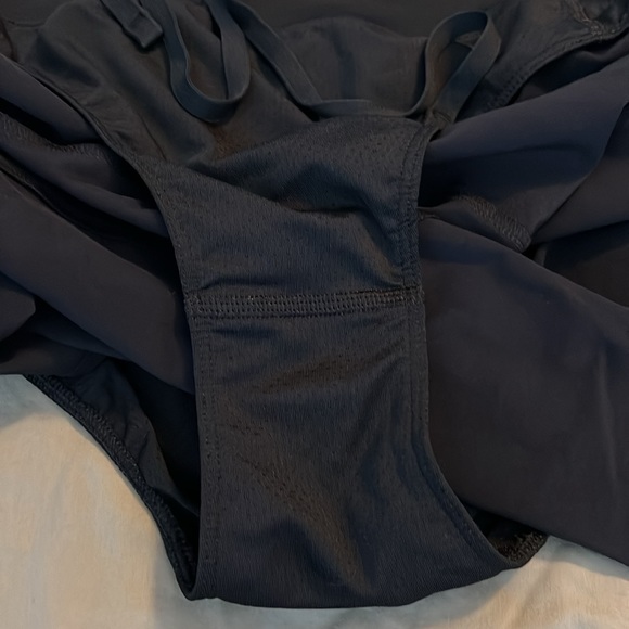 ASICS Road Reflective Short Black Size Medium - Picture 6 of 11